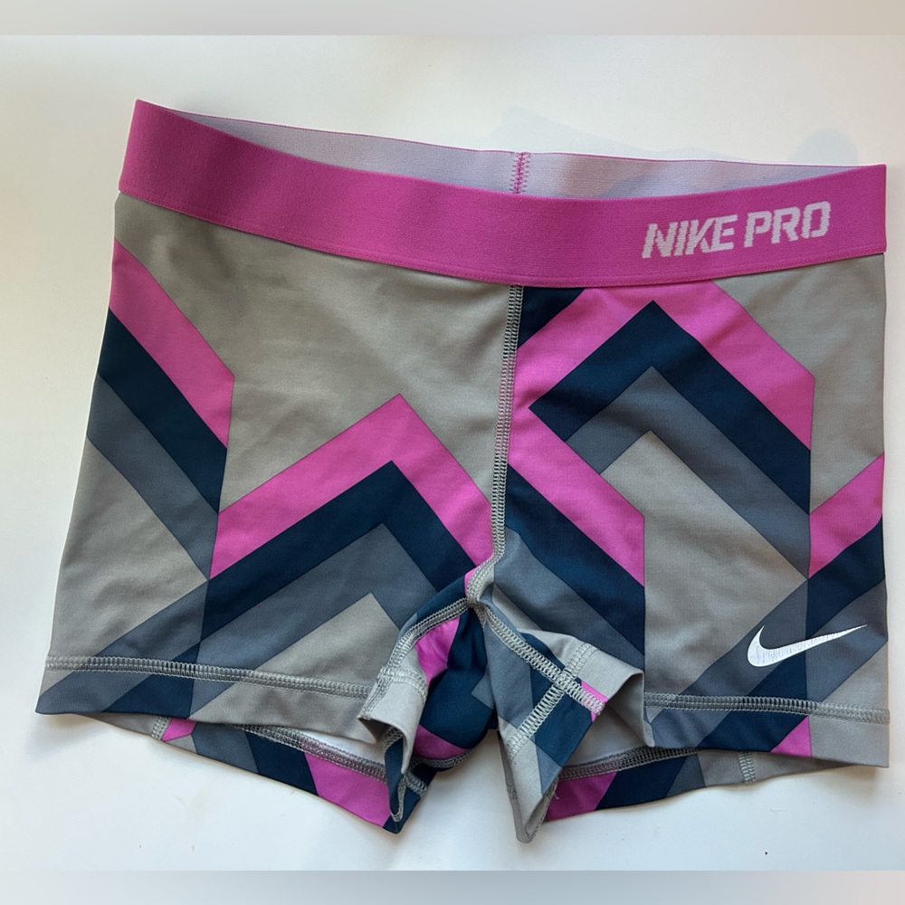 Pink and grey pattern Nike Pros